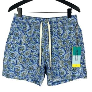NWT Fair Harbor Mens Bungalow 5” Swim Shorts size Medium in Blue Paisley